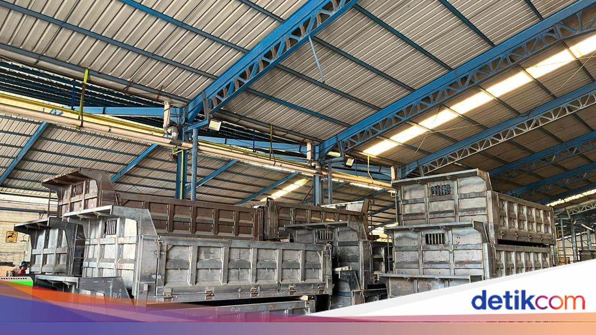 Serbuan Truk Impor China Bisa Bunuh Industri Karoseri Lokal