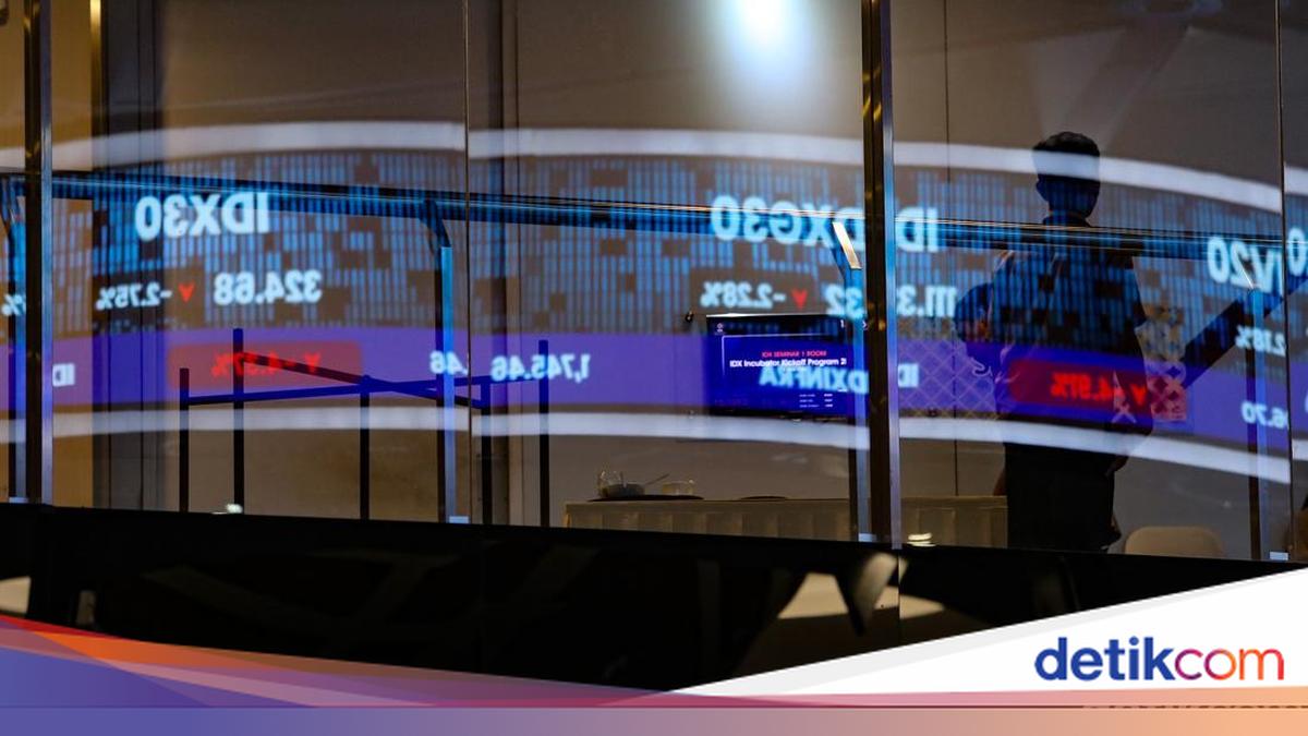 Sempat Menguat, IHSG Hari Ini Ditutup Merah
