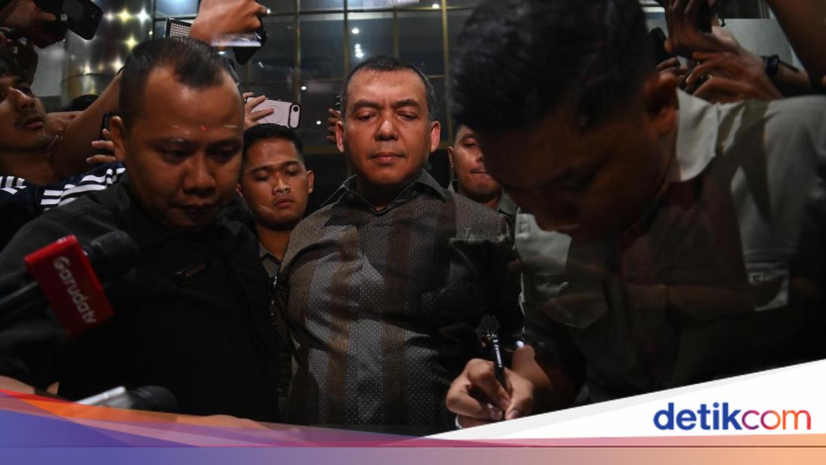 Kasus ini turut menyeret nama Wakil Menteri Imigrasi dan Pemasyarakatan (Wamen Imipas) Silmy Karim yang kini diperiksa usai menyerahkan diri.