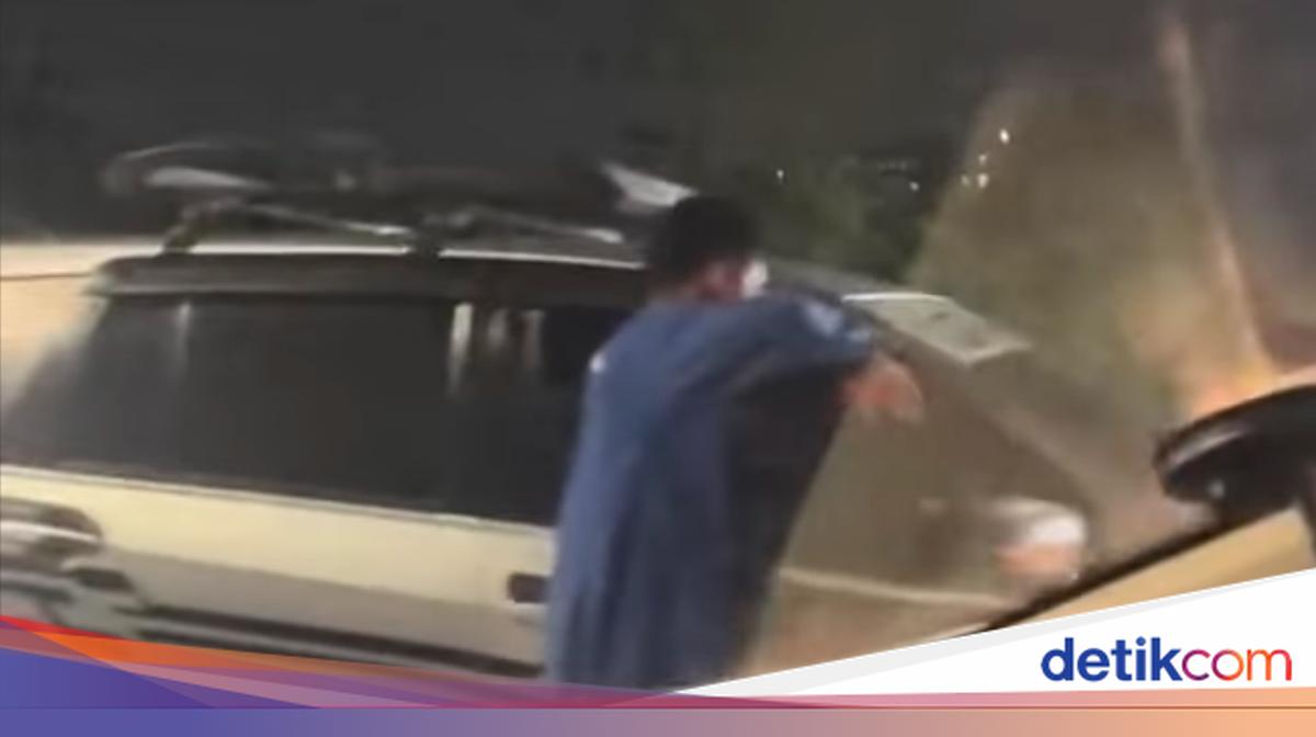 Viral Pemobil di Jakbar Dipalak, 10 Orang 'Pak Ogah' Ditindak