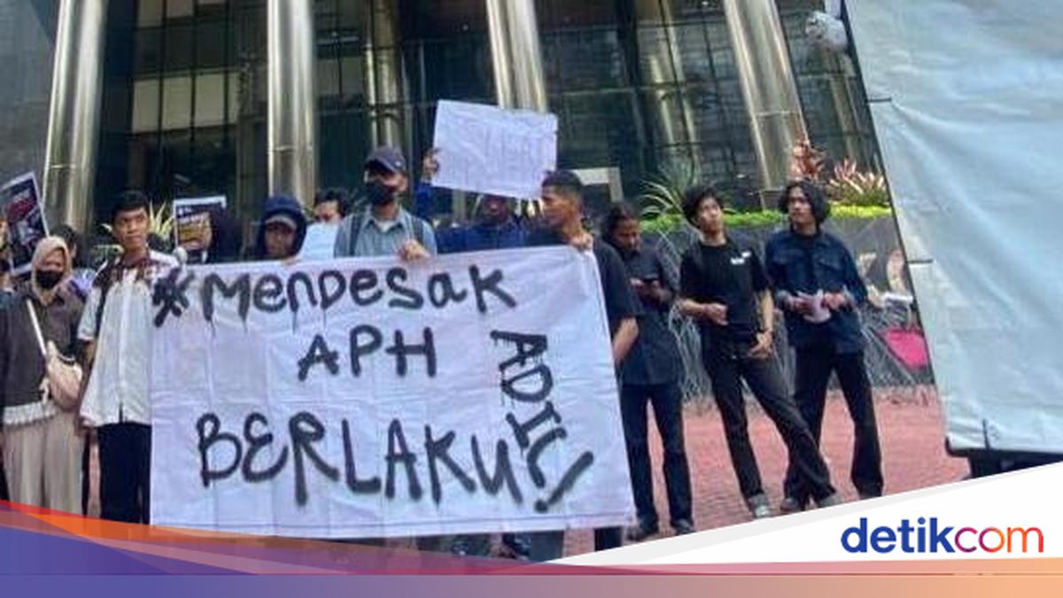 Aliansi Ini Demo di KPK soal Dugaan Penyimpangan Dana Reses DPRD Bali