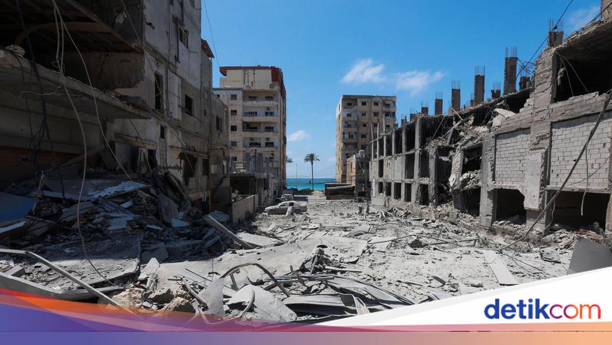 Israel Bombards Lebanon During Ceasefire, 7 Killed
