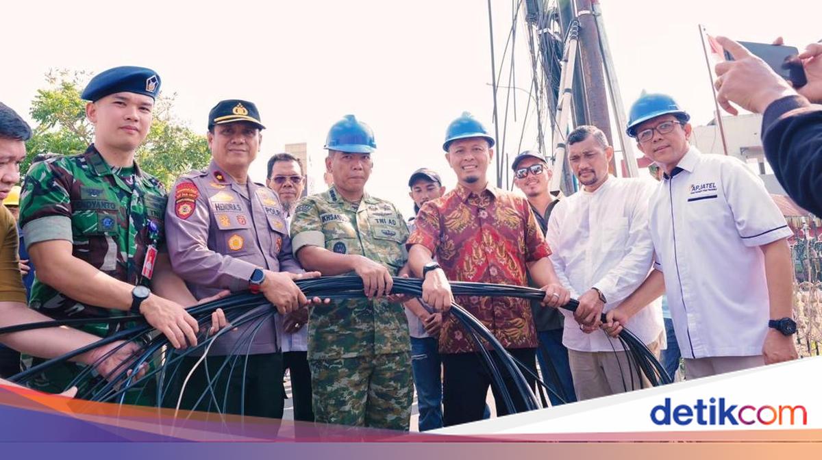 Walkot Pekanbaru Mulai Tertibkan Kabel Fiber Optik yang Ganggu Estetika