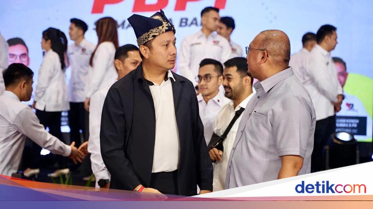 Andre Rosiade Hadiri Pelantikan PBPI Sumbar, Siapkan 2 Turnamen Padel Setahun
