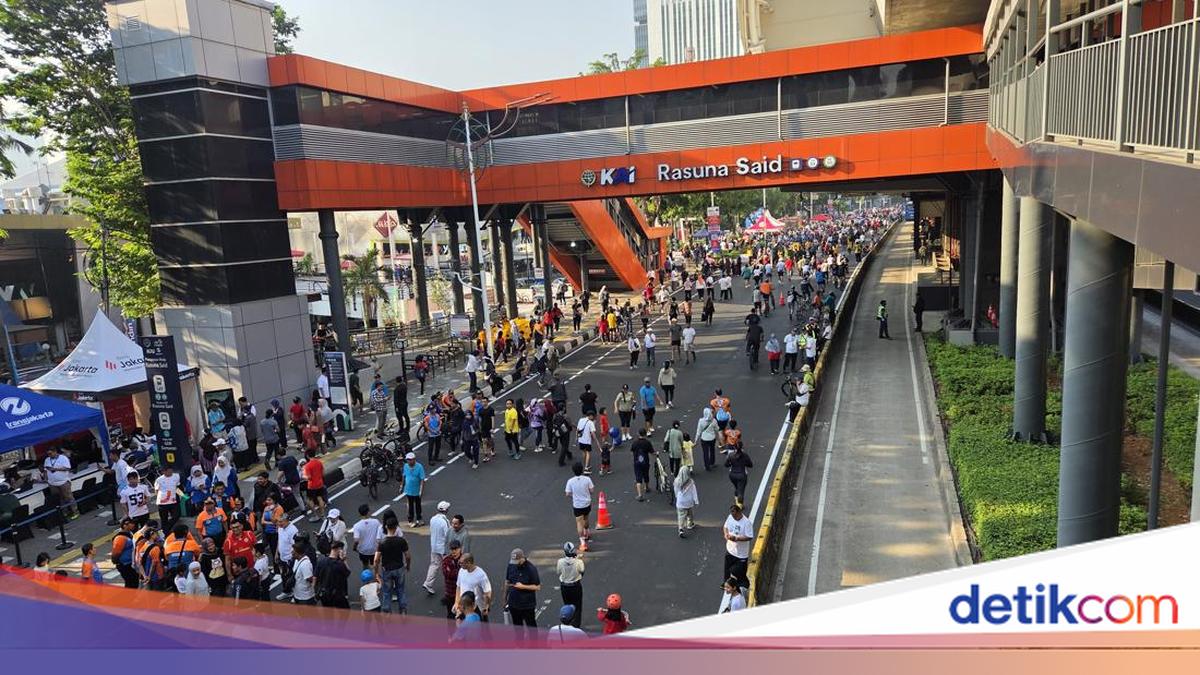 Warga Ramai Datangi CFD Rasuna Said yang Kembali Dibuka
