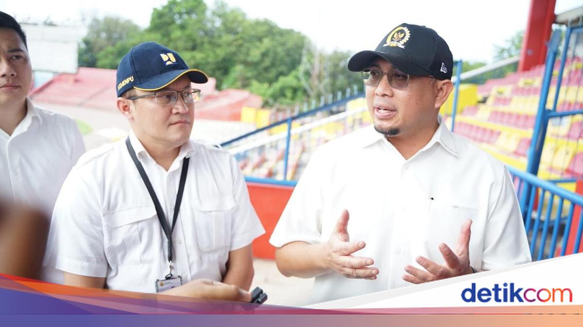 Andre Rosiade Minta Pemprov Sumbar Bongkar Stadion Haji Agus Salim untuk Direnovasi