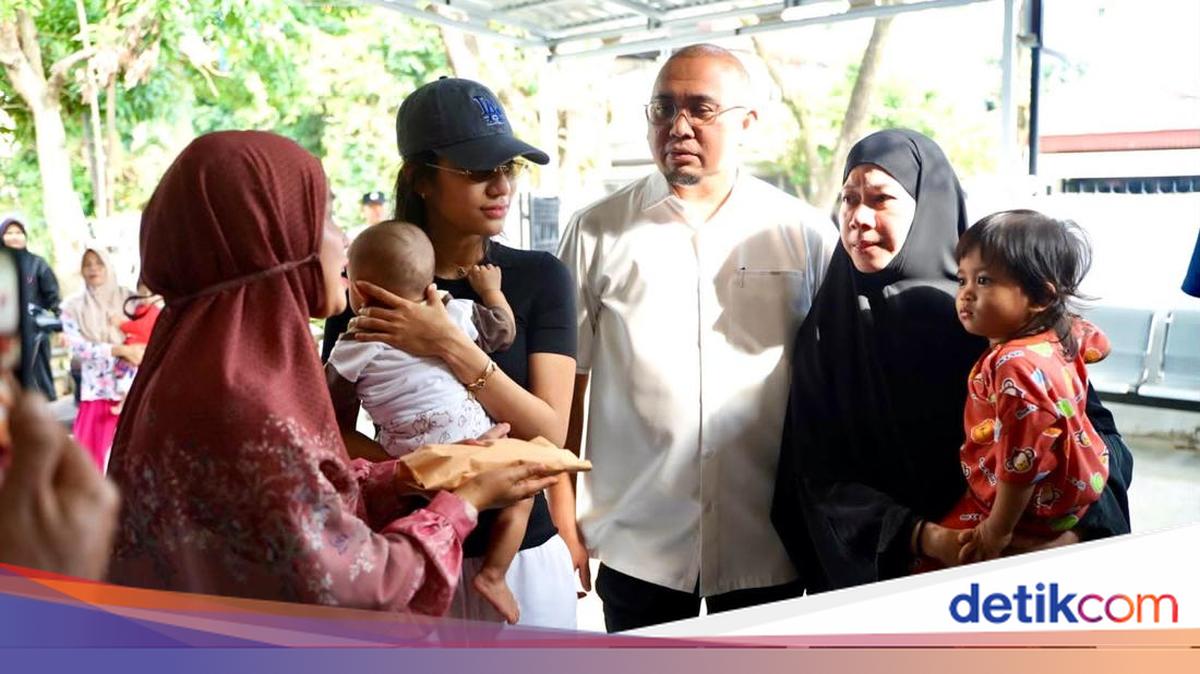 Kunjungi Panti Anak Terlantar, Putri Andre Rosiade Bantu Rp 30 Juta