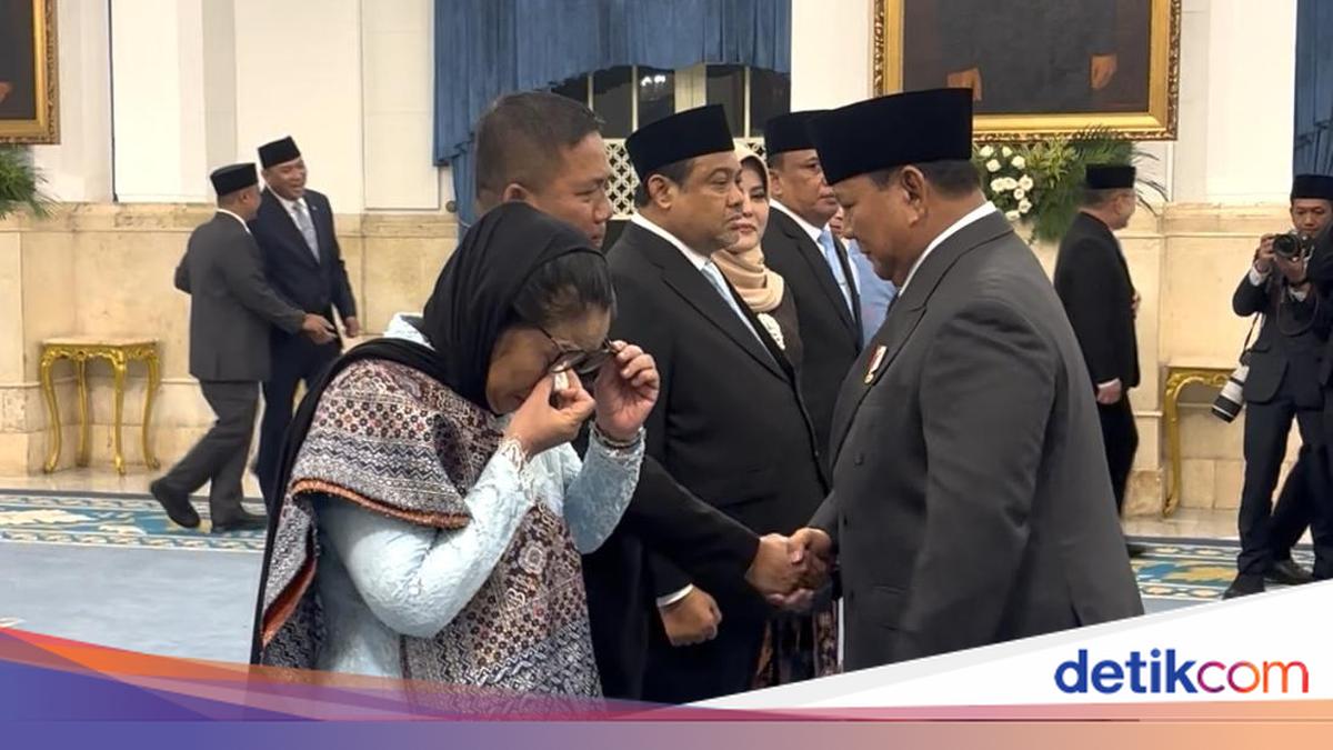 Presiden Prabowo melantik Nanik S Deyang sebagai Kepala BGN.