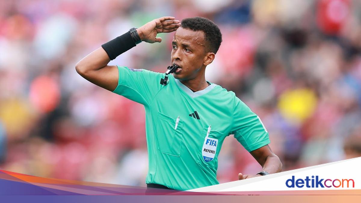 Kisah Pilu Wasit Piala Dunia 2026 Ditolak AS: Jangan Biarkan Mimpi Global Anda Tersandung Birokrasi Mematikan! Solusi Cerdas Hanya di Tenggo.id