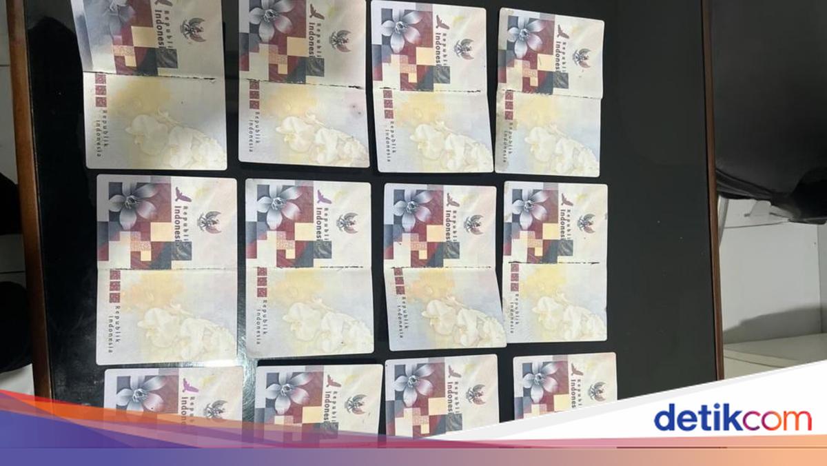 Paspor Jemaah Haji-Umrah Berserakan di BSD Berasal dari Kanwil Kemenhaj Tangerang