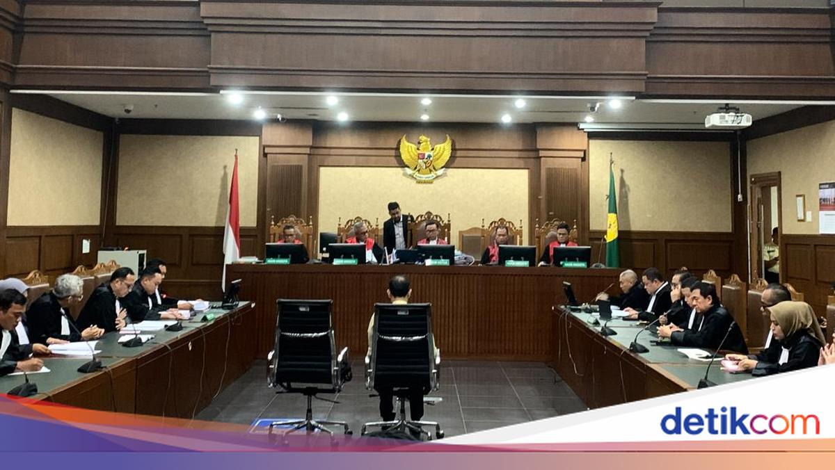 Jaksa: Nadiem Pakai Strategi White Collar Crime