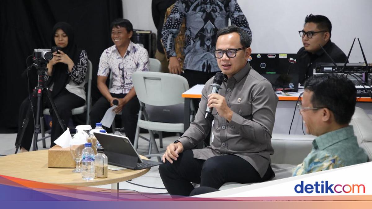 Tantangan Otonomi Daerah Kian Kompleks, Kemendagri Kebut Desartada