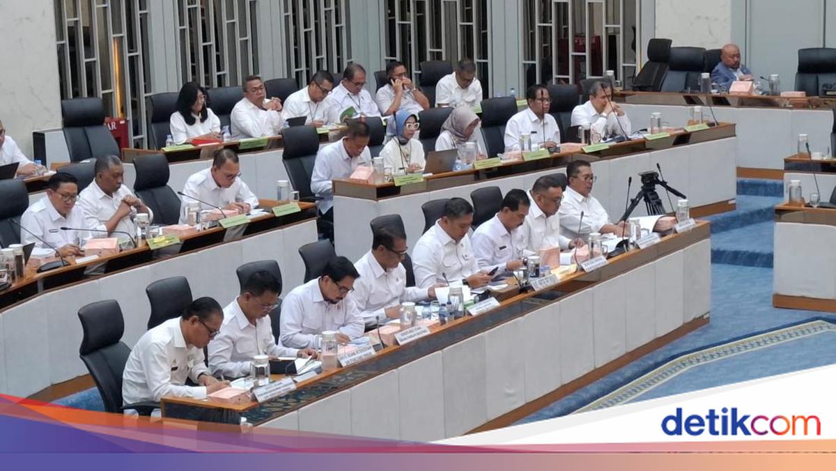 Amran Usul Tambahan Anggaran Kementan Rp 22,4 T &amp; Bapanas Rp 17,7 T
