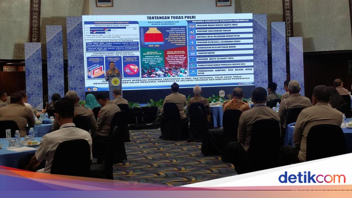 Kapolri soal Polisi di Jabatan Sipil: Kalau Tak Diminta Saya Tidak Kirim