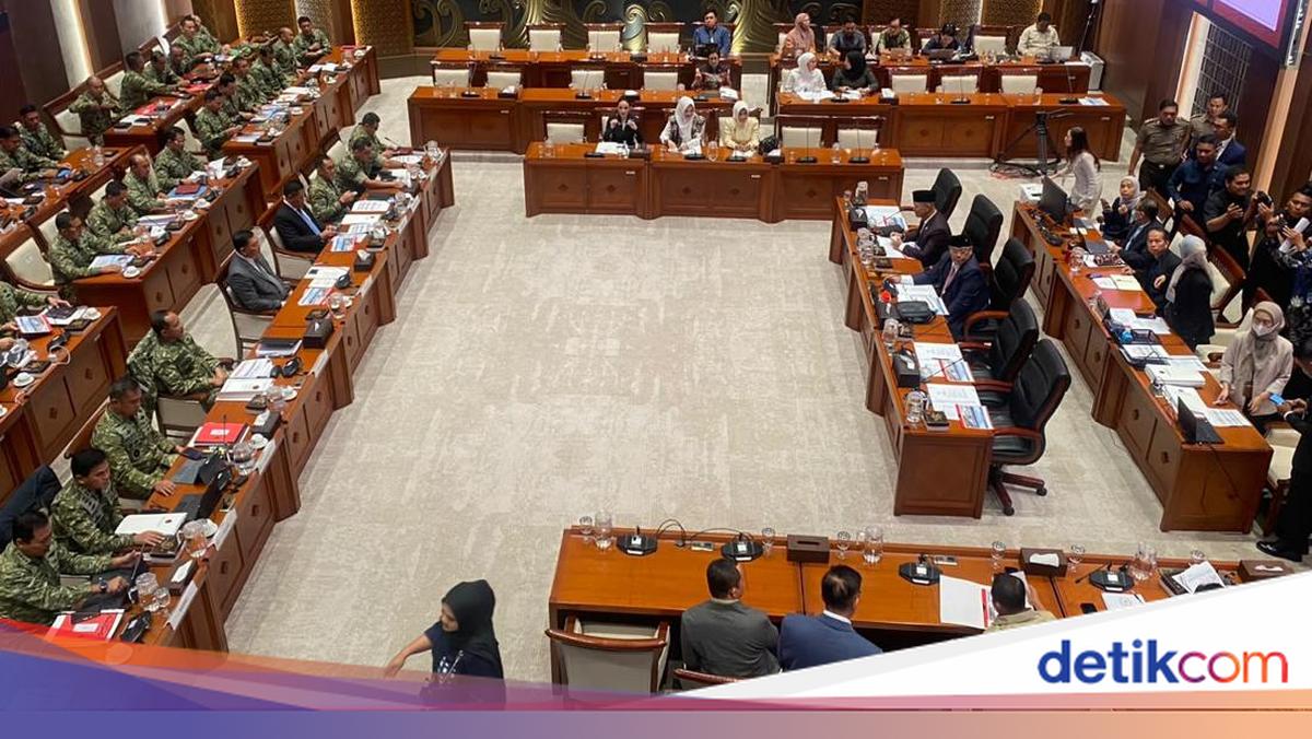 Komisi I DPR Rapat Tertutup dengan Menhan hingga Panglima TNI