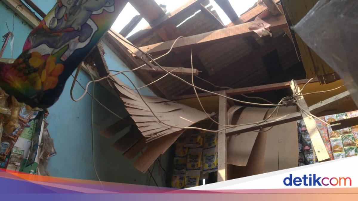 Rumah di Jakut Porak-poranda Tertimpa Tabung Oksigen, Pemilik Trauma