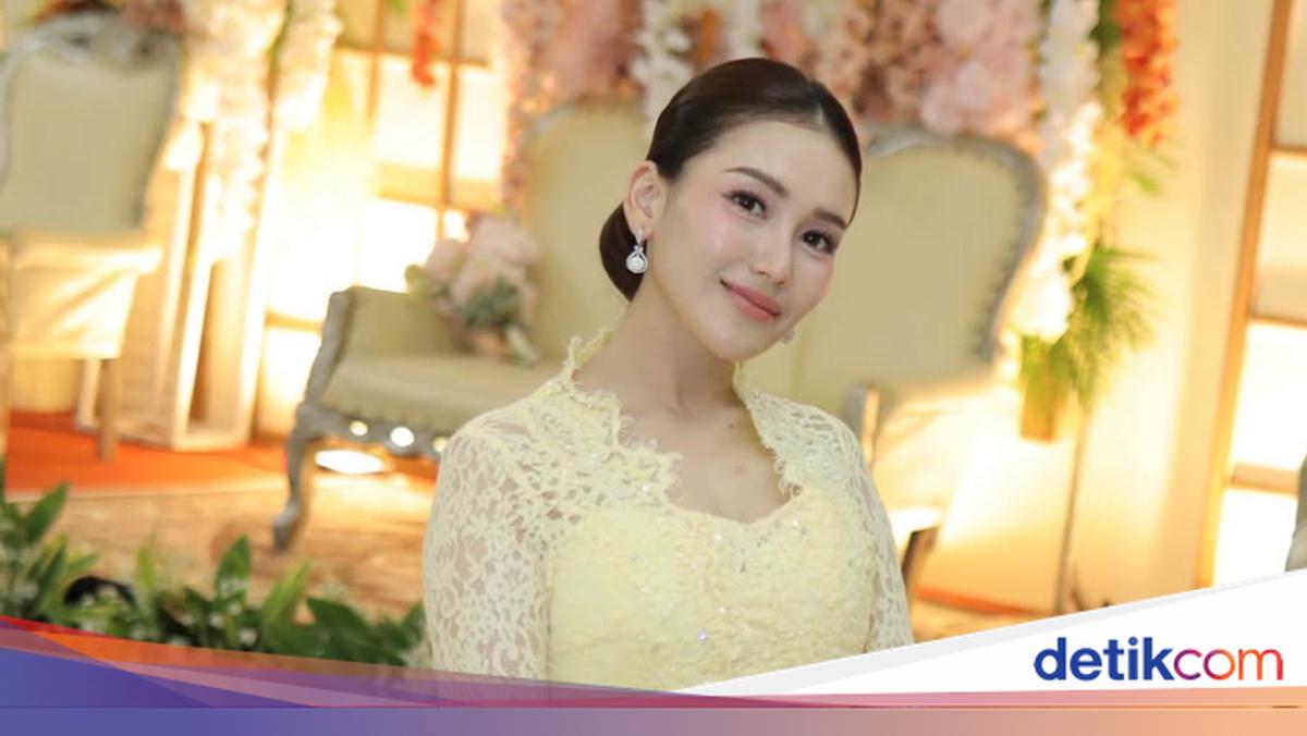 Dihujat Jadi Titik Terendah Ayu Ting Ting Jadi Selebritas