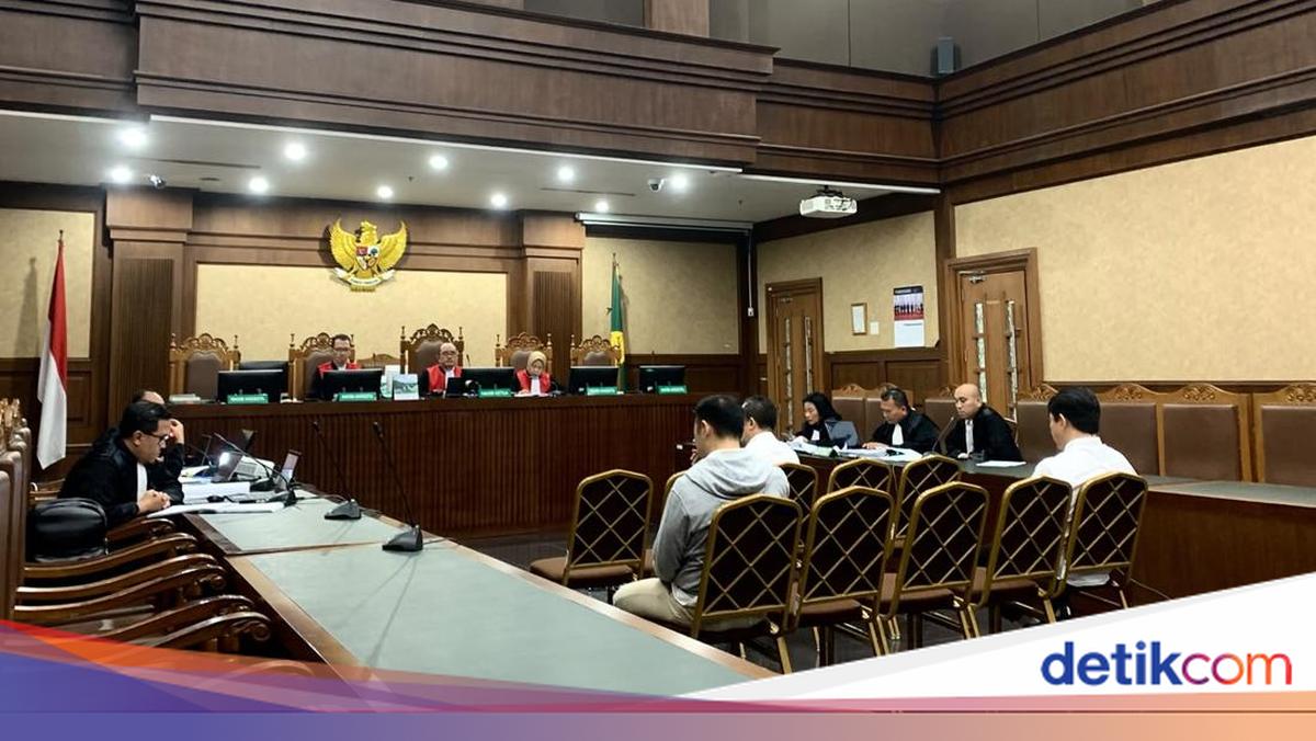 Bos Blueray Akui Beri Mazda CX-5 dan Jam Tangan Mewah ke Pejabat Bea Cukai