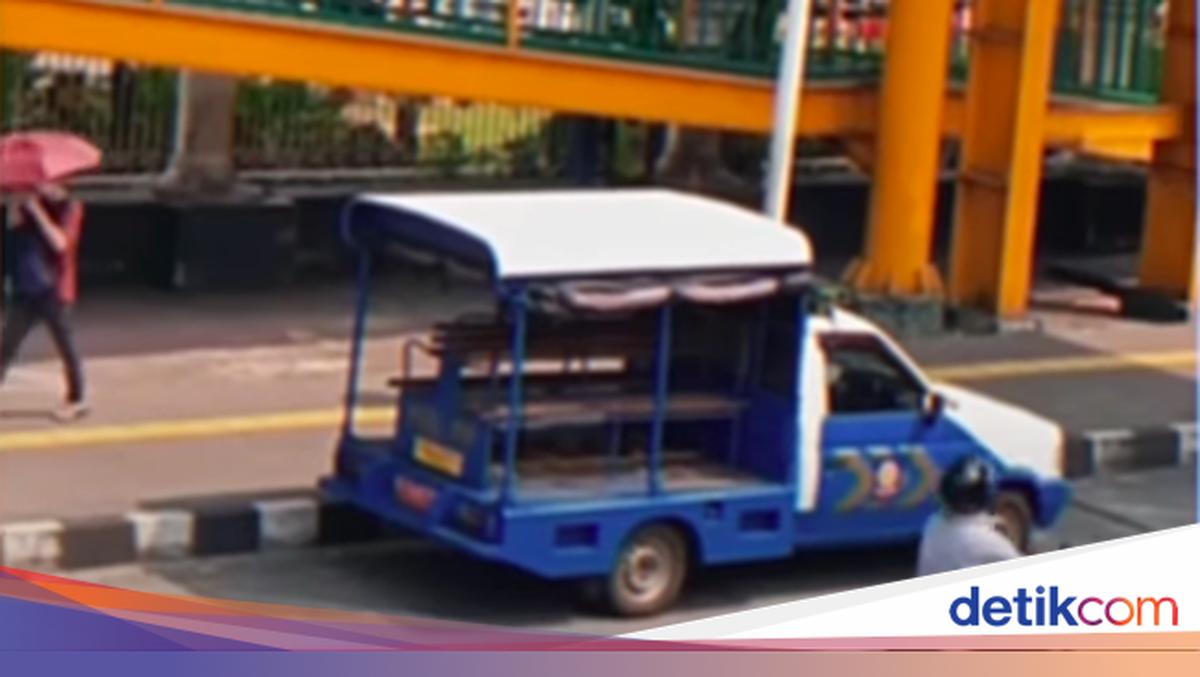 Viral PKL 'Hanya Geser' saat Ada Penertiban Trotoar Salemba