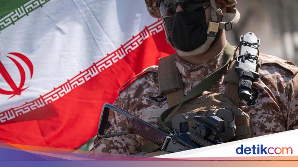 Akankah Otoritas Iran Beralih dari Ulama ke Militer?