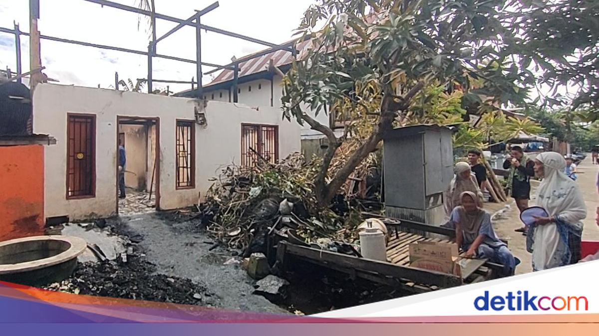 Brak! Lansia Ini Tertimpa Reruntuhan Plafon Usai Ketiduran Saat Rumah Terbakar