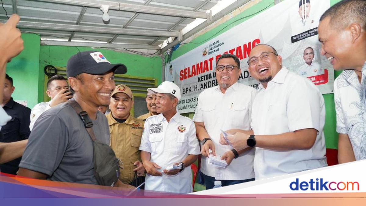 Andre Rosiade & IKM Bantu Perantau Minang Korban Kebakaran Pasar Jiung Kemayoran
