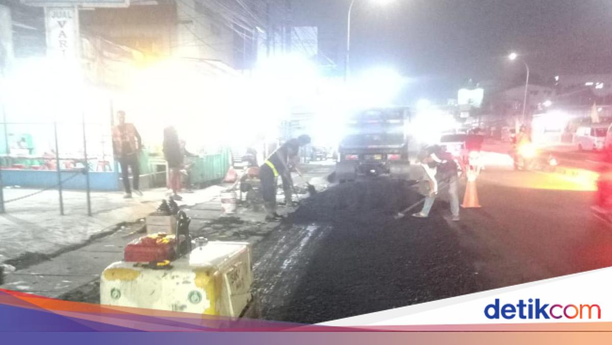 Jalan Rusak di Dewi Sartika Ciputat yang Dikeluhkan Pengendara Kini Diperbaiki