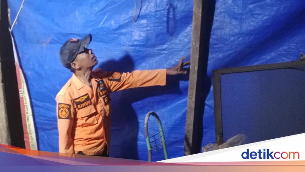 Rumah Warga di Cigudeg Bogor Rusak Diterjang Angin Kencang