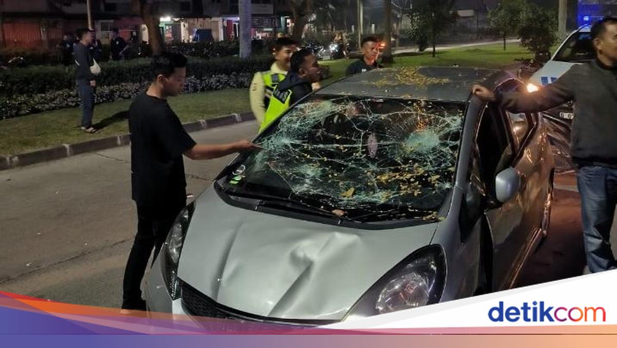 Viral Mobil Dirusak Massa di Cikupa Tangerang, Polisi Selidiki