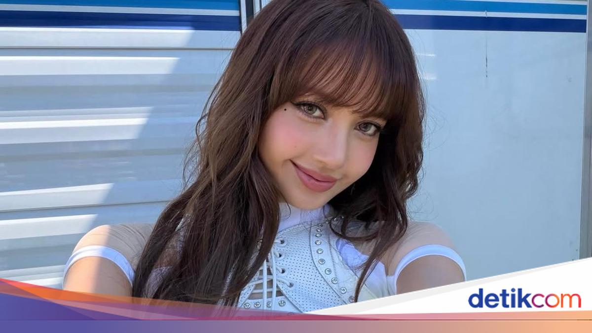 Lisa BLACKPINK Jadi Sorotan Setelah Ungkap Pernah Beberapa Kali Patah Hati