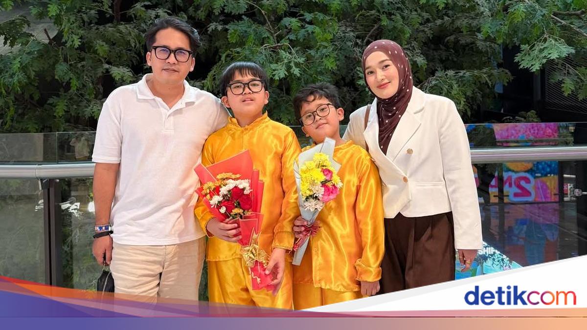 Momen Adem Ririe Fairus dan Ayus Sabyan dalam Acara Anak