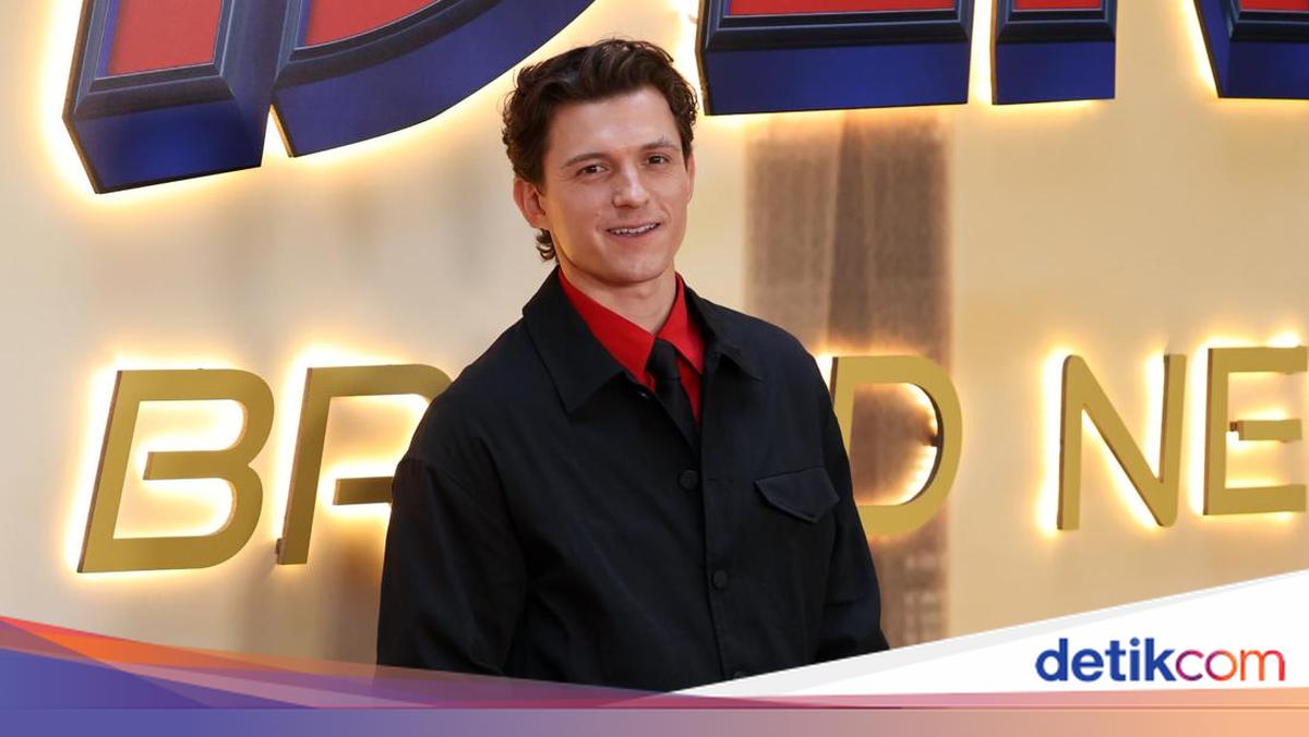 Tom Holland Bocorkan Marvel Sengaja Jauhkannya dari Detail Avengers