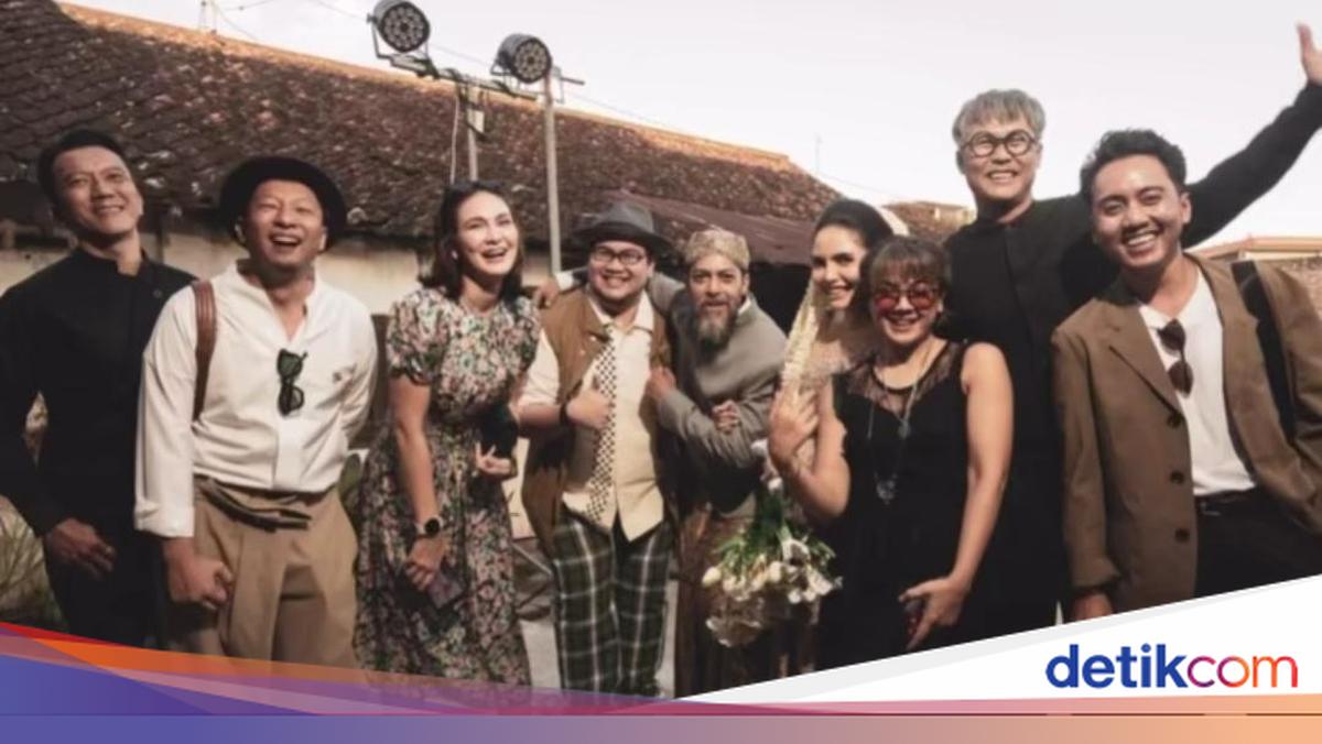 Alex Abbad Jadikan Bekas Pabrik Milik Almarhum Kakek Jadi Lokasi Pesta Nikah