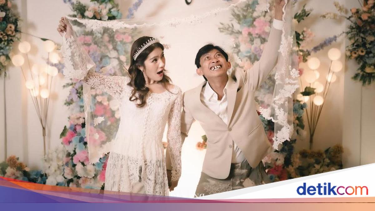 Perasaan Vini Caroline Setahun Nikah dengan Yono Bakrie