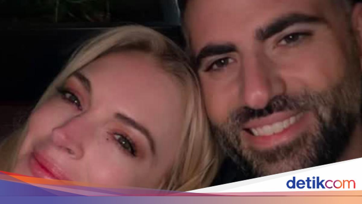 Lindsay Lohan Pamer Suami Arab, Kini Tinggal di Dubai