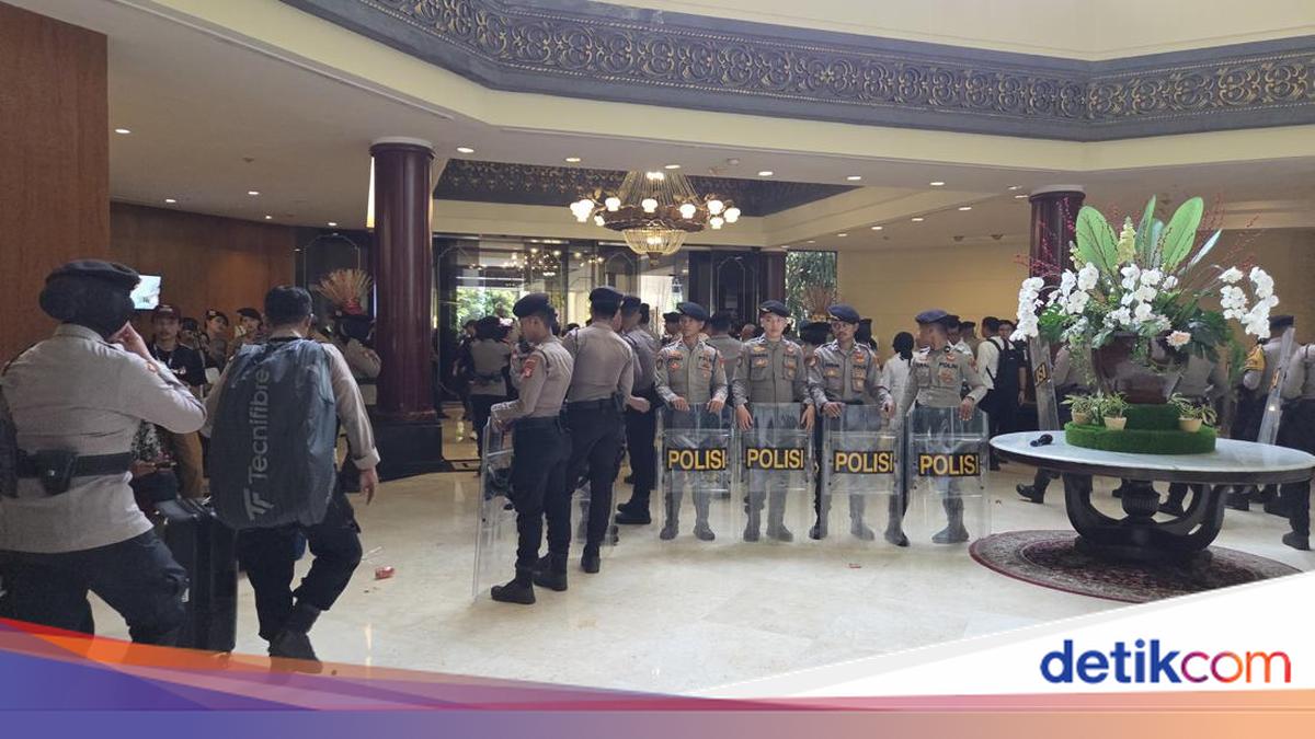 Suasana dalam Hotel Sultan Saat Eksekusi, Dijaga Ketat Petugas-Tamu Keluar