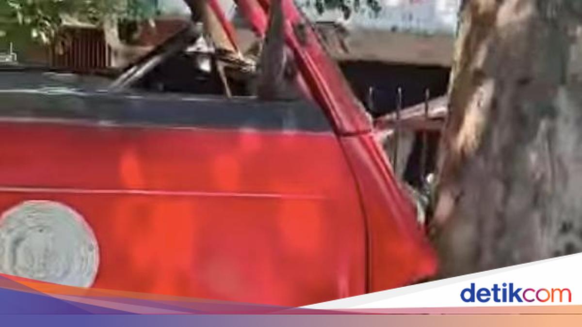 Angkot Tabrak Gerobak hingga Motor di Priok, 1 Tewas dan 1 Terluka