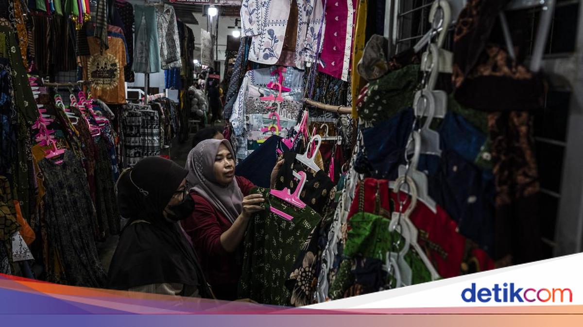 Potret Denyut UMKM di Pasar Johar Semarang