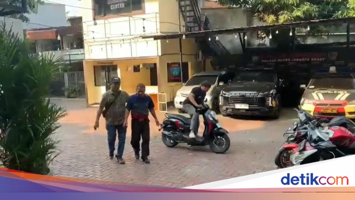 Sekuriti Mal di Jakbar Berbulan-bulan Nyolong Sembako karena Ketagihan Judol
