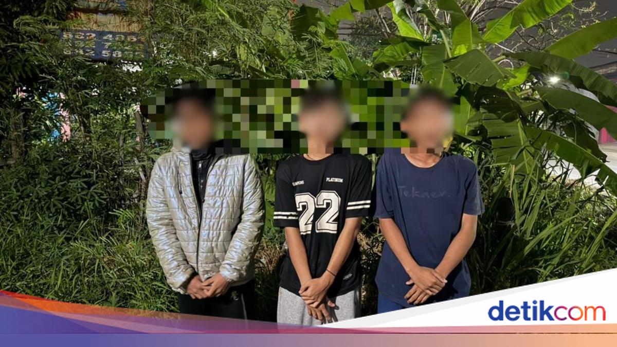 Brimob Tangkap 3 Remaja Diduga Hendak Tawuran di Bekasi, Sajam Disita