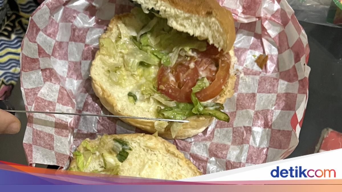 Aldi Taher Gercep Respons saat Pembeli Aldi's Burger Gak Dapat Daging