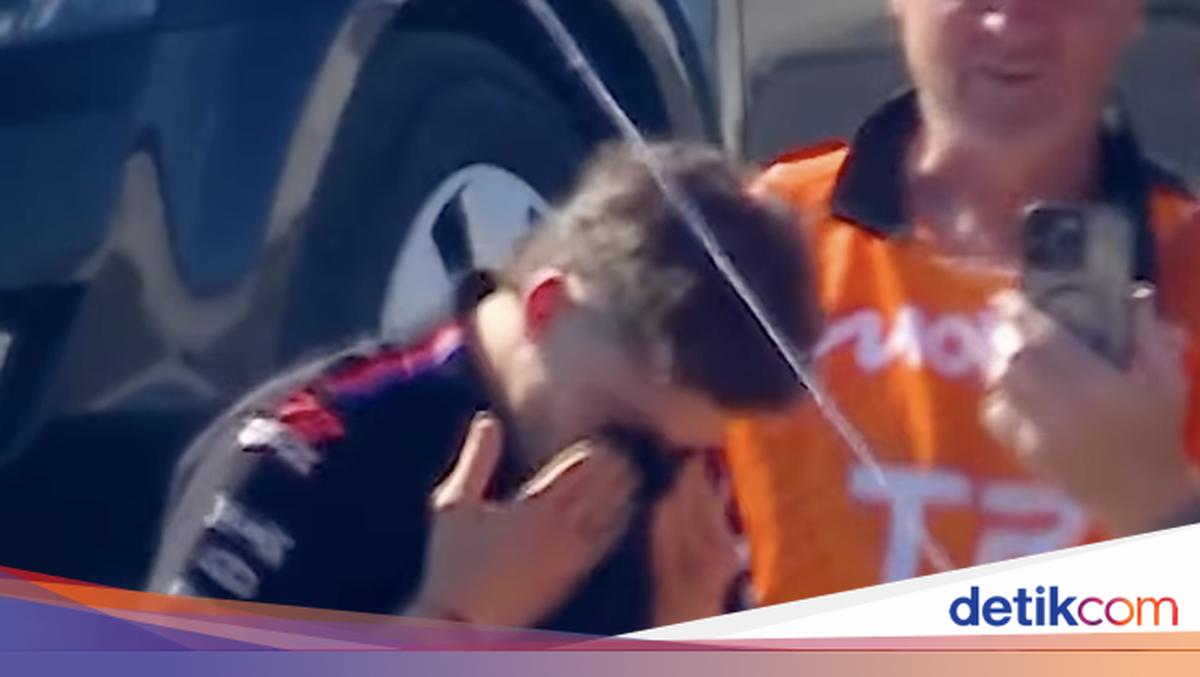Momen Tangis dan Permintaan Maaf Marco Bezzecchi ke Marshal