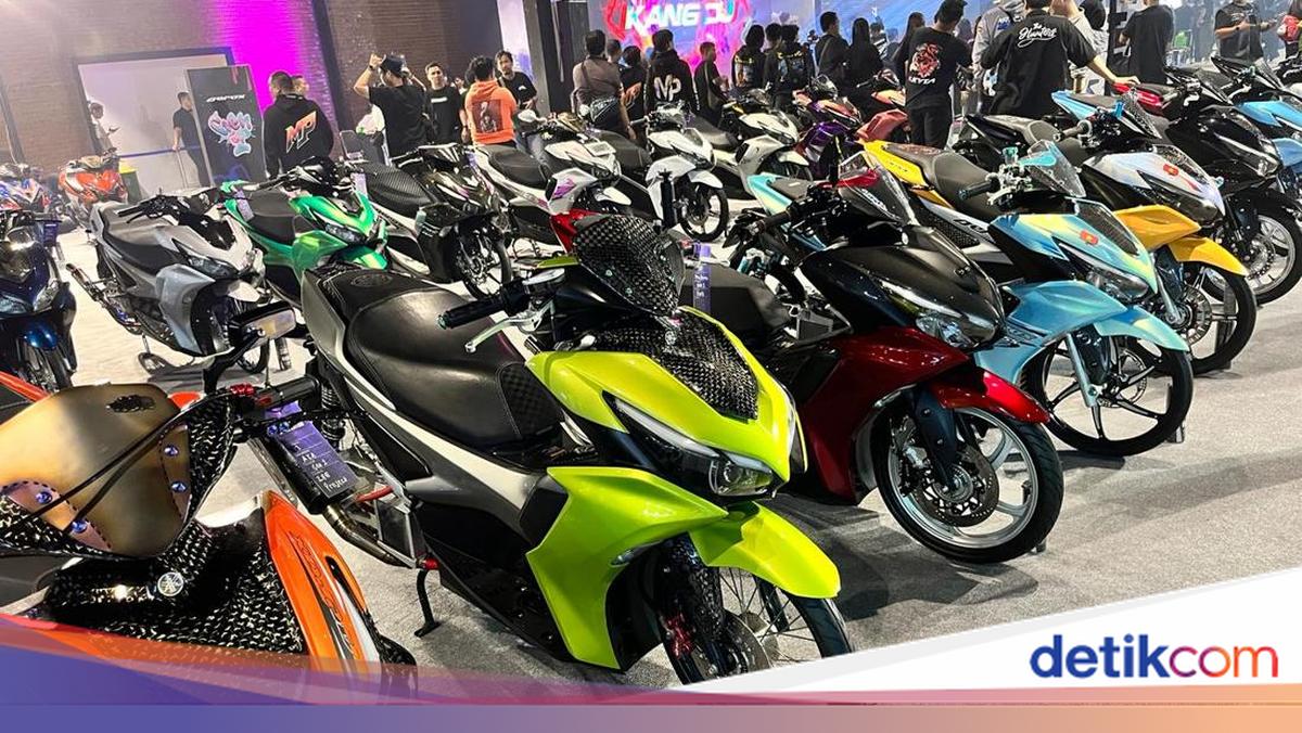 Peringati 10 Tahun Kehadiran, Ribuan Pengguna Yamaha Aerox Tumpah Ruah