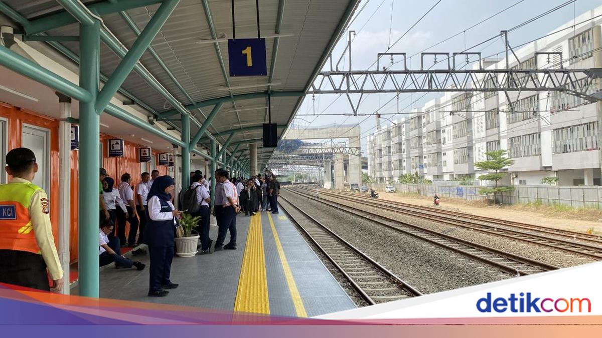 Stasiun KRL JIS Mulai Beroperasi Hari Ini, Peron Bakal Ditambah Tahun Depan