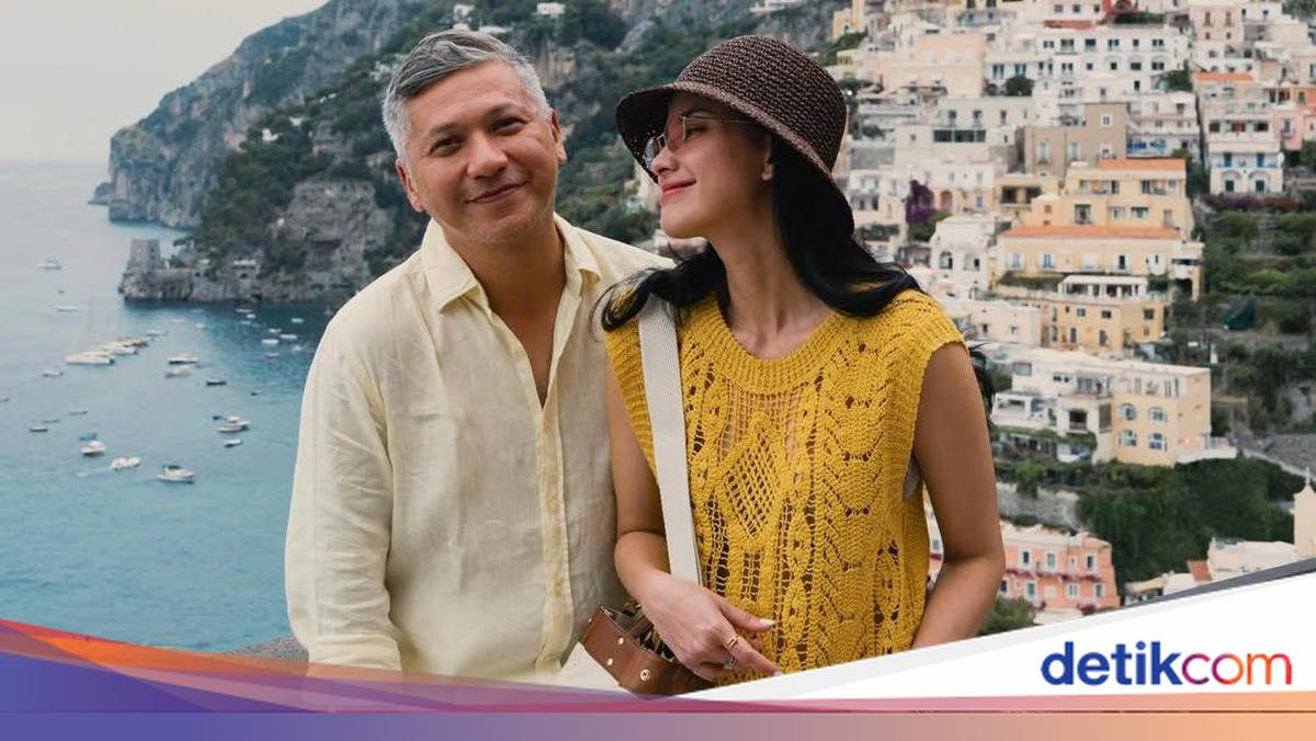 Keromantisan Gading Marten-Medina Dina di Italia, OOTD Kompak Kuning Putih