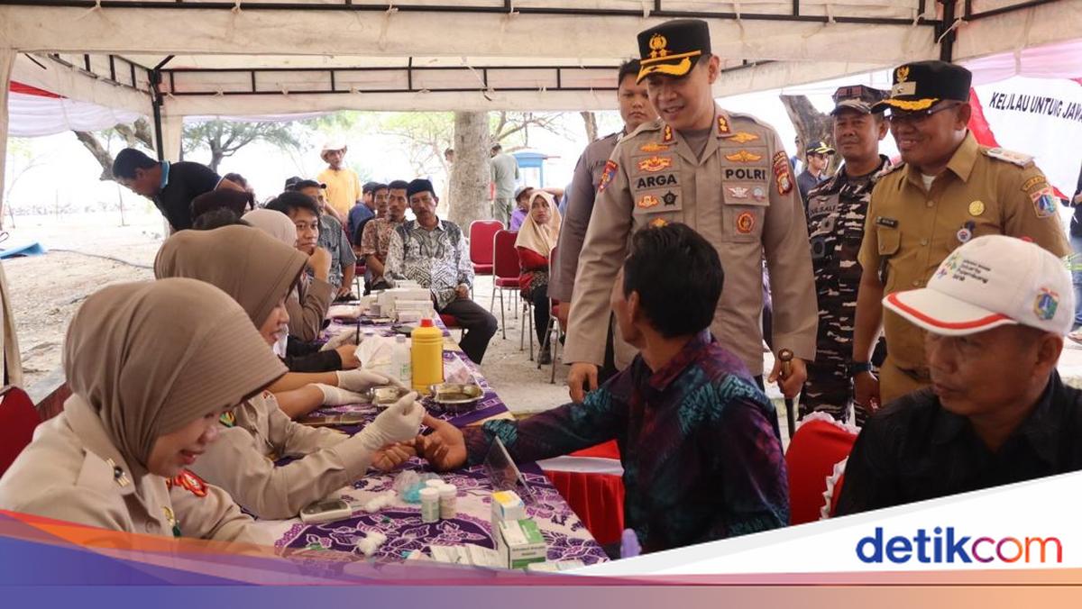 Sambut Hari Bhayangkara, Polres Kepulauan Seribu Bakti Sosial-Religi