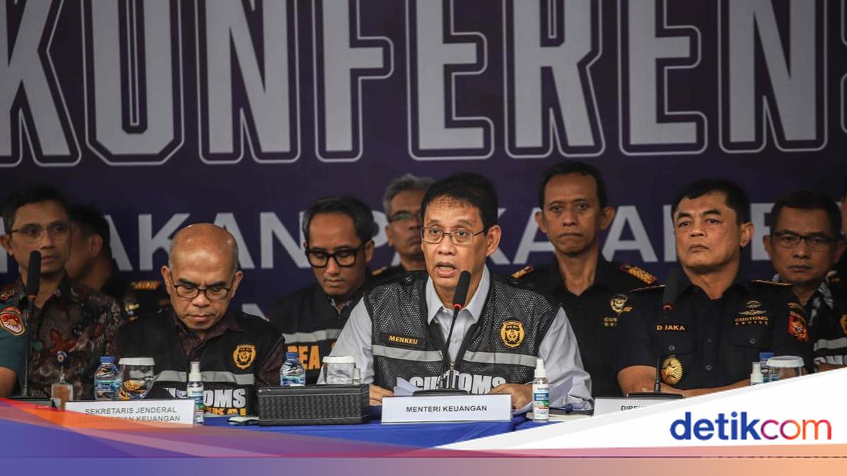 Janji Purbaya Pantau Ketat Barang-barang Impor Ilegal