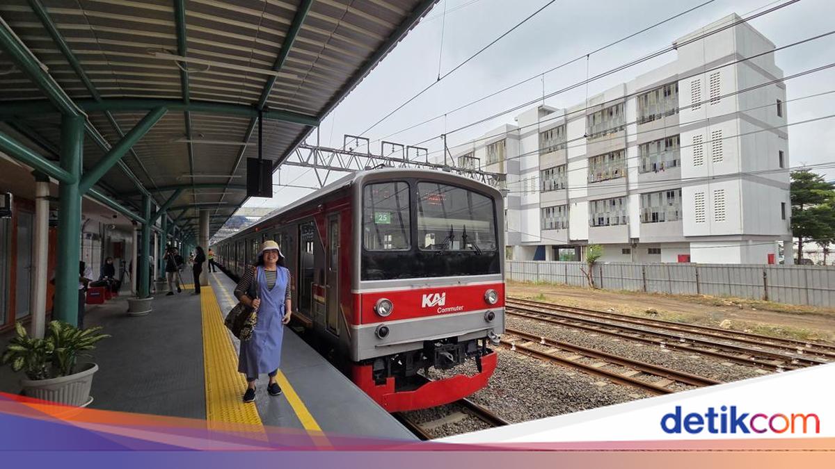 Warga Depok Sengaja Jajal Stasiun JIS, Senang Akses Lebih Mudah Nonton Persija