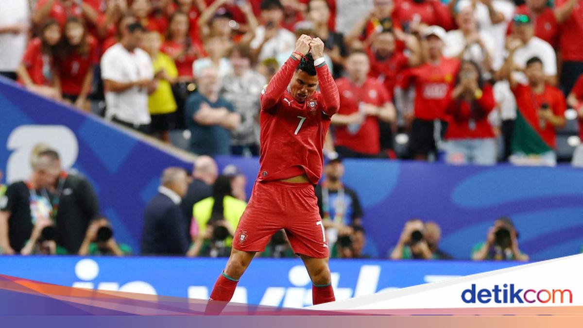 Rekor enam Piala Dunia milik Ronaldo — photo: detikSport