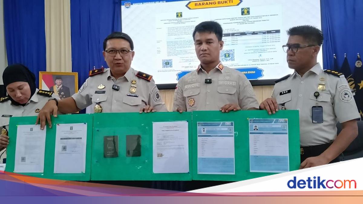 2 WN Pakistan di OKU Sumsel Dideportasi, Bohongi Data Demi dapat ITAS